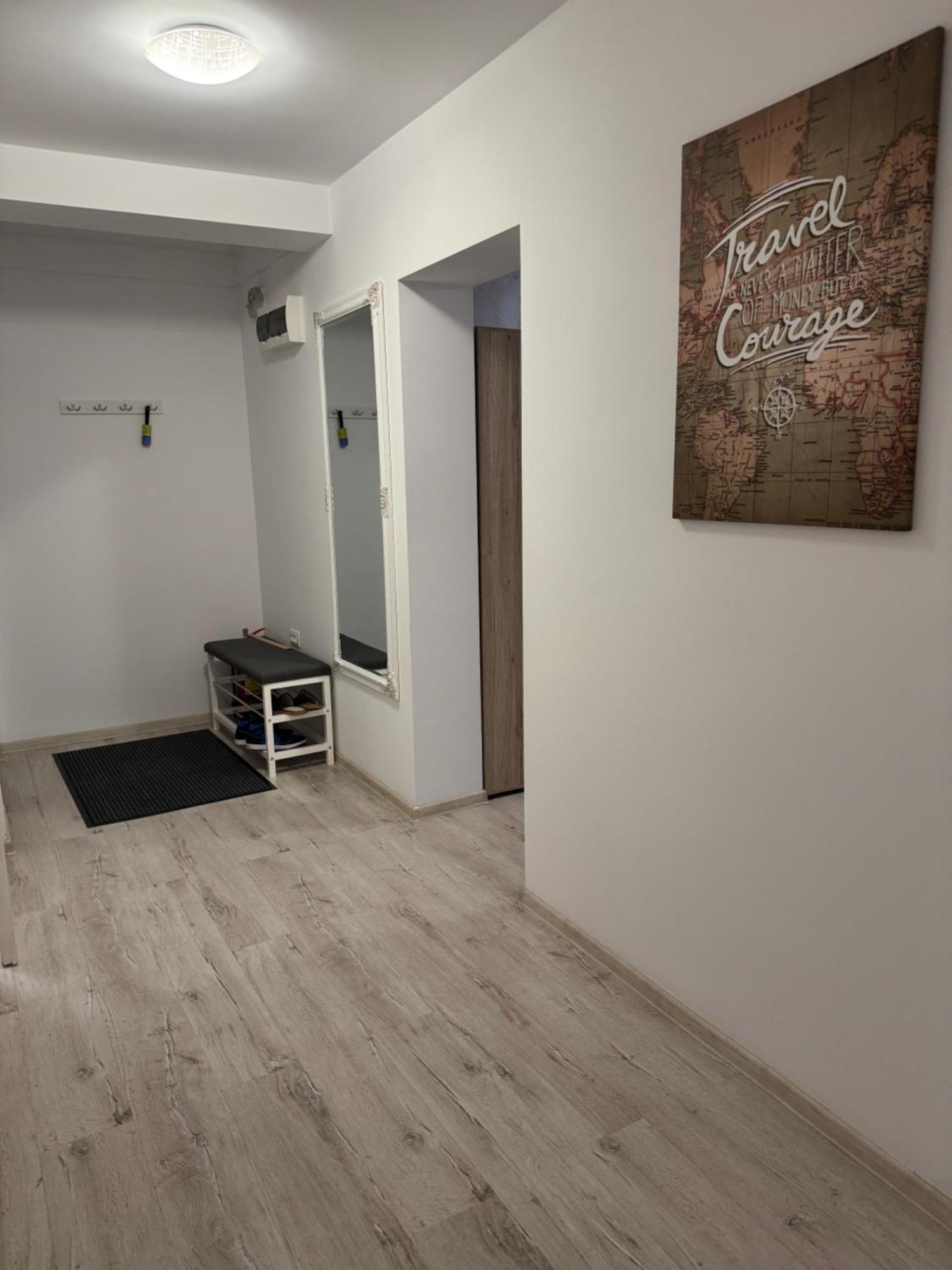 Apartament Ultracentral Modern 1 Pitesti Exterior photo