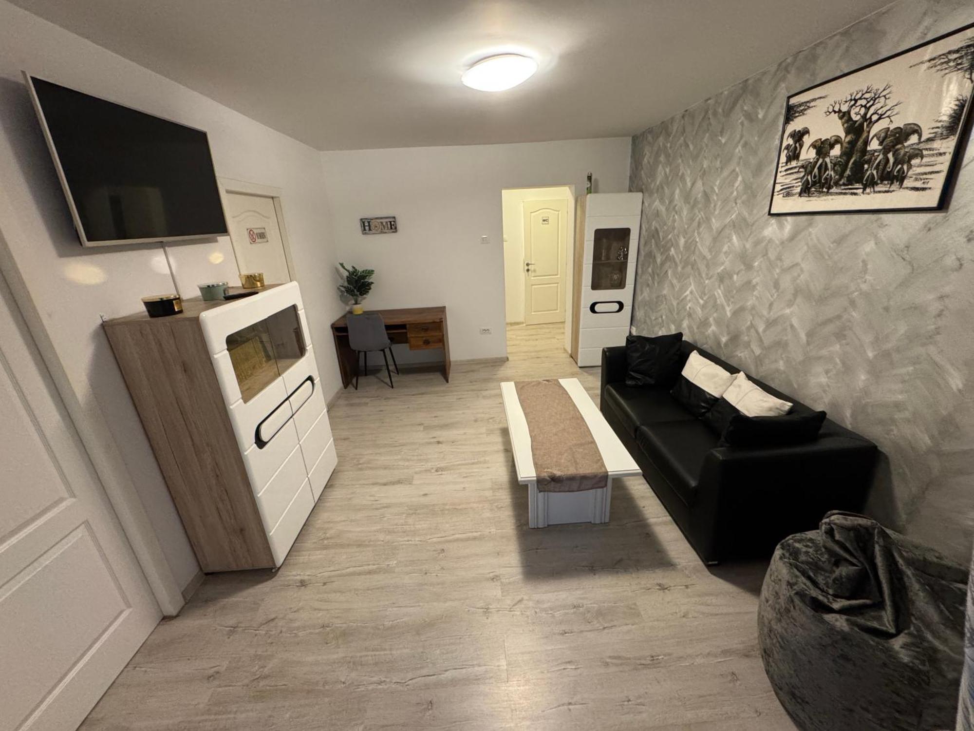 Apartament Ultracentral Modern 1 Pitesti Exterior photo
